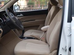 Baojun 730 1.5L Manual Value Edition 7-Seater National VI - ფოტო 11