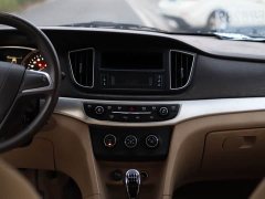 Baojun 730 1.5L Manual Value Edition 7-Seater National VI - ფოტო 17