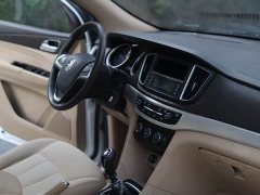 Baojun 730 1.5L Manual Value Edition 7-Seater National VI - ფოტო 20