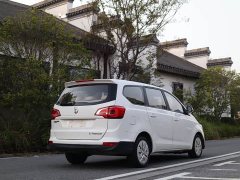 Baojun 730 1.5L Manual Value Edition 7-Seater National VI - ფოტო 4