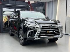 Lexus LX 570 Canadian spec - ფოტო 10