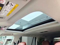 Lexus LX 570 Canadian spec - ფოტო 14