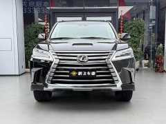 Lexus LX 570 Canadian spec - ფოტო 2