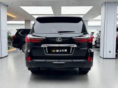 Lexus LX 570 Canadian spec - ფოტო 3