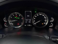 Lexus LX 570 Canadian spec - ფოტო 8