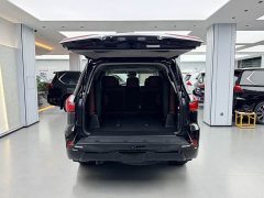 Lexus LX 570 Canadian spec - ფოტო 9
