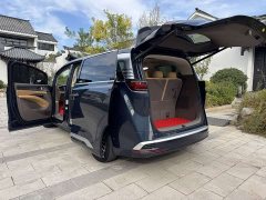 Denza D9 DM-i 970 AWD Flagship - ფოტო 14