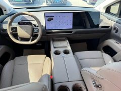 Li Auto i8 Standard Edition - ფოტო 15