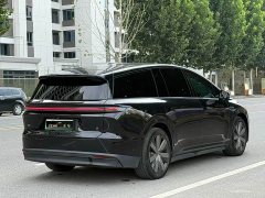 Li Auto i8 Standard Edition - ფოტო 18
