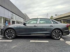 Audi A4L 200 Million Units Joyful Edition 40 TFSI Luxury Dynamic - ფოტო 10