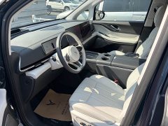 Voyah Lantu Dreamchaser PHEV AWD Flagship Kunpeng Edition - ფოტო 6