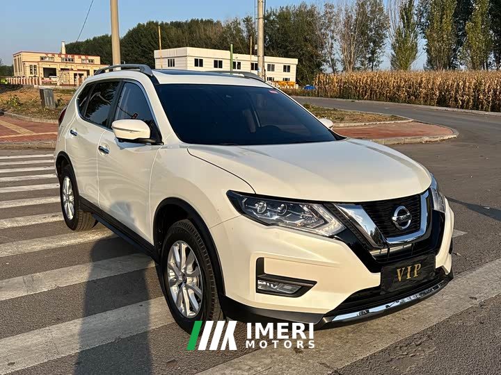 Nissan Qashqai Classic 2.0L FWD Smart Connect Premium Edition - ავტომობილი ჩინეთიდან