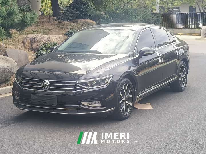 Volkswagen Magotan 330TSI DSG Advance - ავტომობილი ჩინეთიდან