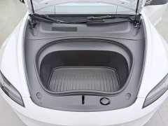 Tesla Model 3 Long Range All-Wheel Drive - ფოტო 8