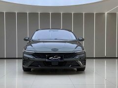 Hyundai Elantra 1.5L CVT Luxury - ფოტო 2