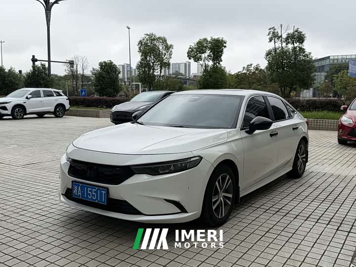 Honda Envix 240TURBO CVT Leading Edition