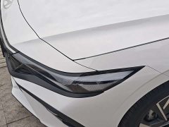 Hyundai Elantra 1.5L CVT GLX Elite - ფოტო 15
