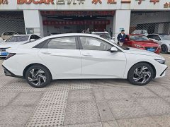 Hyundai Elantra 1.5L CVT GLX Elite - ფოტო 3