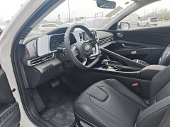 Hyundai Elantra 1.5L CVT GLX Elite - ფოტო 7