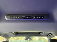Toyota Sienna 2.5L Hybrid Premium Luxury Edition - photo 11