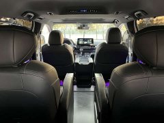 Toyota Sienna 2.5L Hybrid Premium Luxury Edition - photo 13