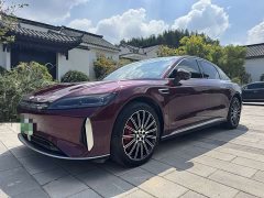 Chery Fengyun A9L Four-Wheel Drive High-Performance Peak Edition - ფოტო 1