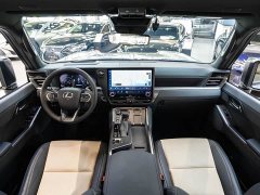 Lexus GX OVERTRAIL Peak Edition - ფოტო 13