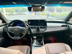 Lexus ES 260 Excellence Edition - ფოტო 7