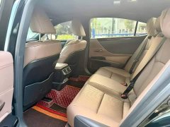 Lexus ES 260 Excellence Edition - ფოტო 9