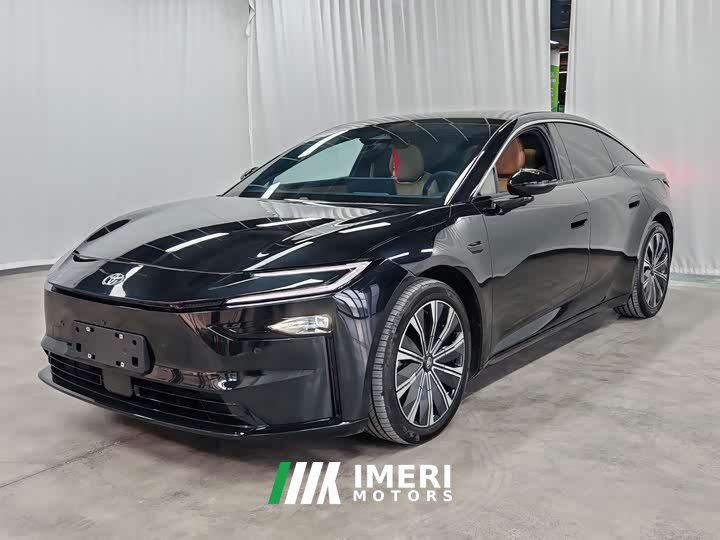 Toyota Platinum Wisdom 7 600 Pro - ავტომობილი ჩინეთიდან