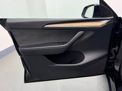 Tesla Model Y Rear-Wheel Drive - ფოტო 18
