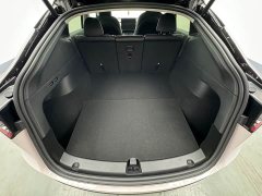 Tesla Model Y Rear-Wheel Drive - ფოტო 20