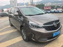 Buick GL8 Land Business Class 652T Luxury - ფოტო 2