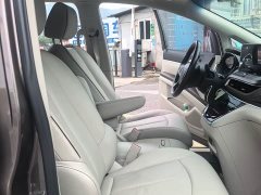 Buick GL8 Land Business Class 652T Luxury - ფოტო 7
