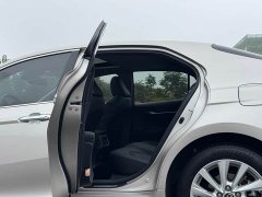 Toyota Camry 2.0G Luxury - ფოტო 13