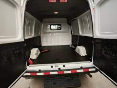 JMC Teshun Terios 2.8T Space King Standard Short-wheelbase Mid-high Roof 3-seater Diesel Euro VI JX493 - ფოტო 6