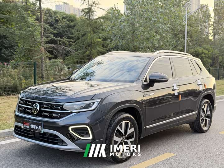 Volkswagen Taos 330TSI FWD Luxury Plus Advanced Edition