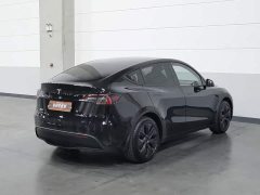 Tesla Model Y Rear-Wheel Drive - photo 2