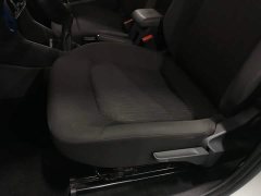 Volkswagen Jetta VA3 1.5L Manual Entry-Level - ფოტო 15