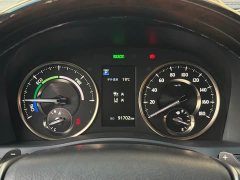 Toyota Alphard Hybrid 2.5L Luxury - ფოტო 13