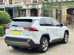 Toyota RAV4 2.0L CVT FWD Fashion Plus - ფოტო 4