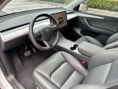 Tesla Model Y Rear-Wheel Drive - ფოტო 9