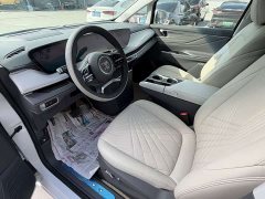 Buick GL8 Luxurious Edition Advance Enjoyment Version - ფოტო 4