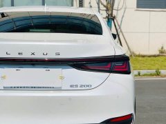 Lexus ES 200 Premium Edition - ფოტო 12