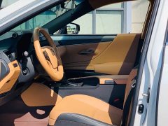 Lexus ES 200 Premium Edition - ფოტო 13