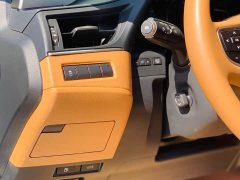 Lexus ES 200 Premium Edition - ფოტო 16