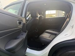 Honda Vezel 1.5L CVT Elite - ფოტო 9