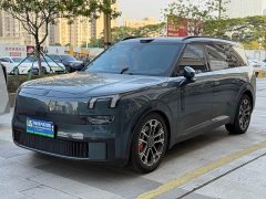 Lynk & Co 900 1.5T Ultra 6-Seater - ფოტო 1
