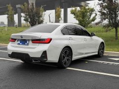 BMW 3 Series 325i M Sport Package - ფოტო 4