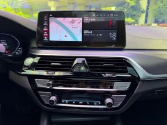 BMW 5 Series (Imported) Facelift 540i Elegance M Sport Package - ფოტო 12